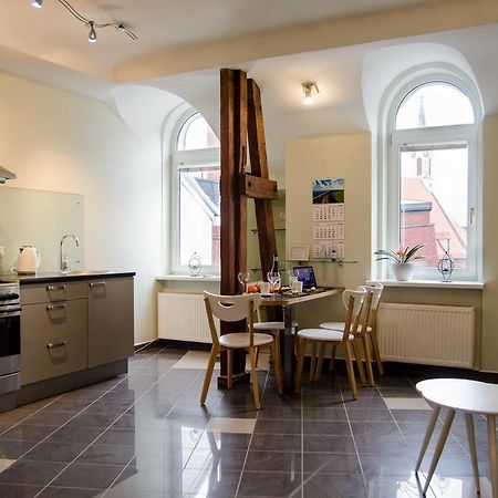 City Inn Riga Apartment, Old Town Panorama View With Parking Buitenkant foto